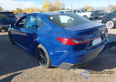 2025 Toyota Camry Se из США, поврежденный, VIN 4T1DAACK8SU039072